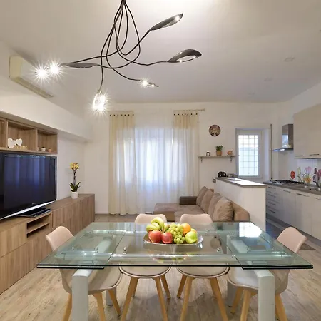 Modern And Cozy + 2bdr + Ostiense *